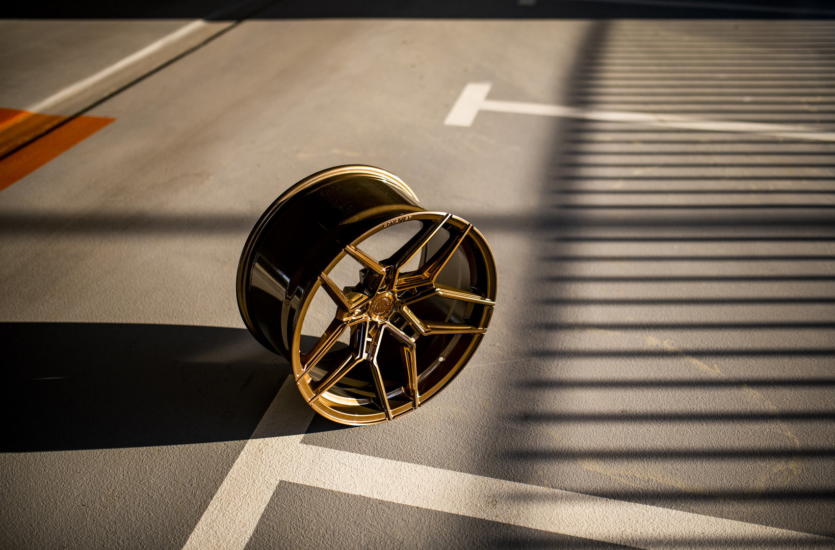 Concaver CVR5 20" 9J ET20-ET51 + 11J ET0-ET30 BLANK Brushed Bronze - obrazek 6