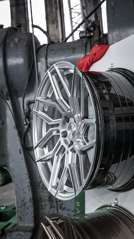 Barracuda Dragoon 20" 8,5J ET40 + 10J ET40 5x110 Higloss Silver - obrazek 8