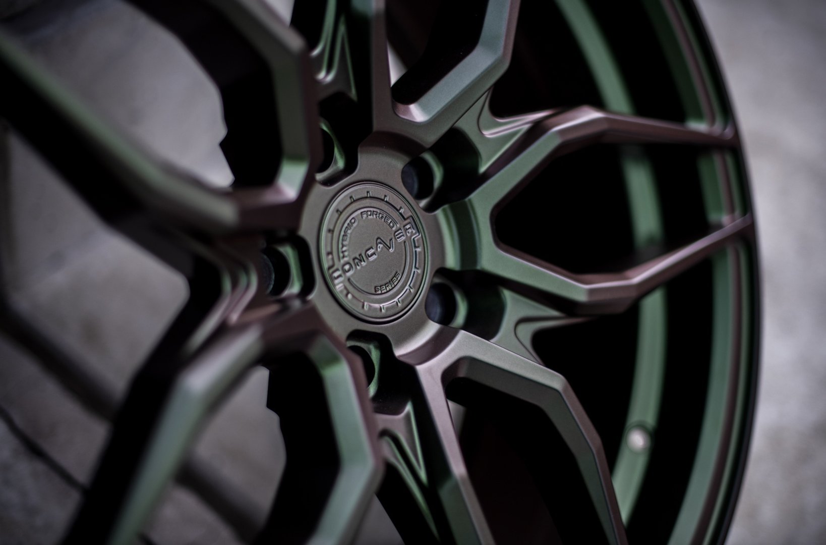 Concaver CVR3 21" 9J ET10-ET52 + 10,5J ET10-ET46 BLANK Custom Finish - obrazek 9