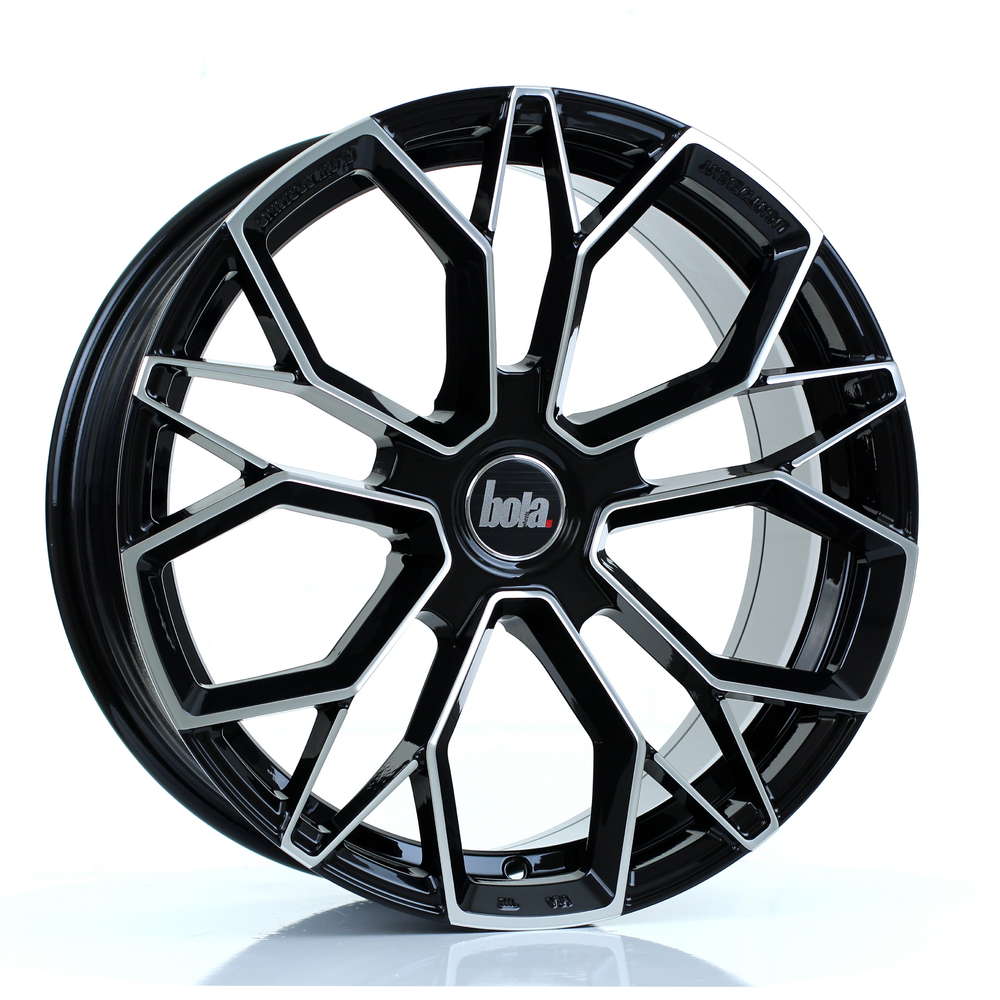 BOLA FLF 19" 9,5J ET45-ET50 5x100-5x120 Gloss Black Polished