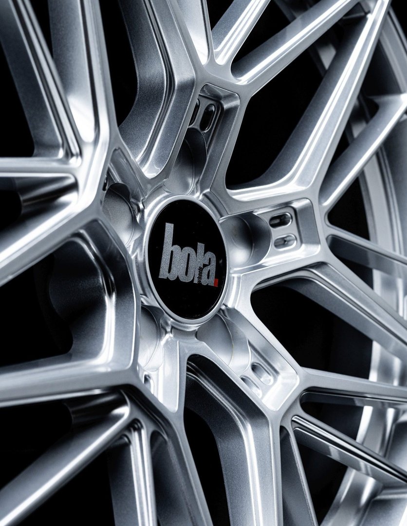 BOLA FLZ 20" 9,5J ET25-50 5x100-5x130 Crystal Silver - obrazek 3