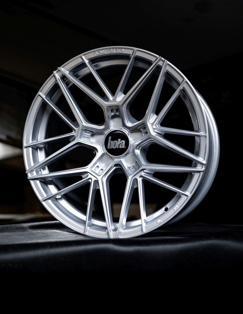 BOLA FLZ 19" 9,5J ET25-50 5x100-5x130 Crystal Silver - obrazek 5