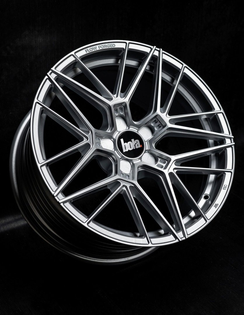 BOLA FLZ 20" 8,5J ET25-50 5x100-5x130 Crystal Silver - obrazek 6