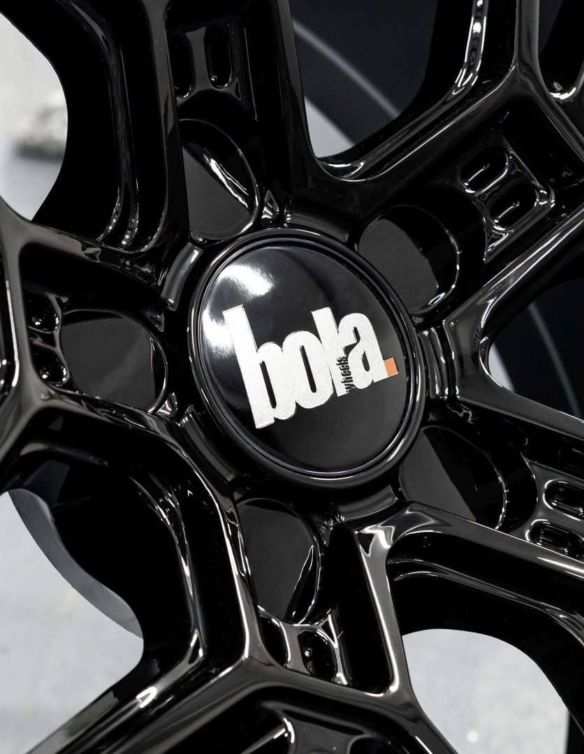 BOLA FLZ 20" 8,5J ET25-50 5x100-5x130 Gloss Black - obrazek 9