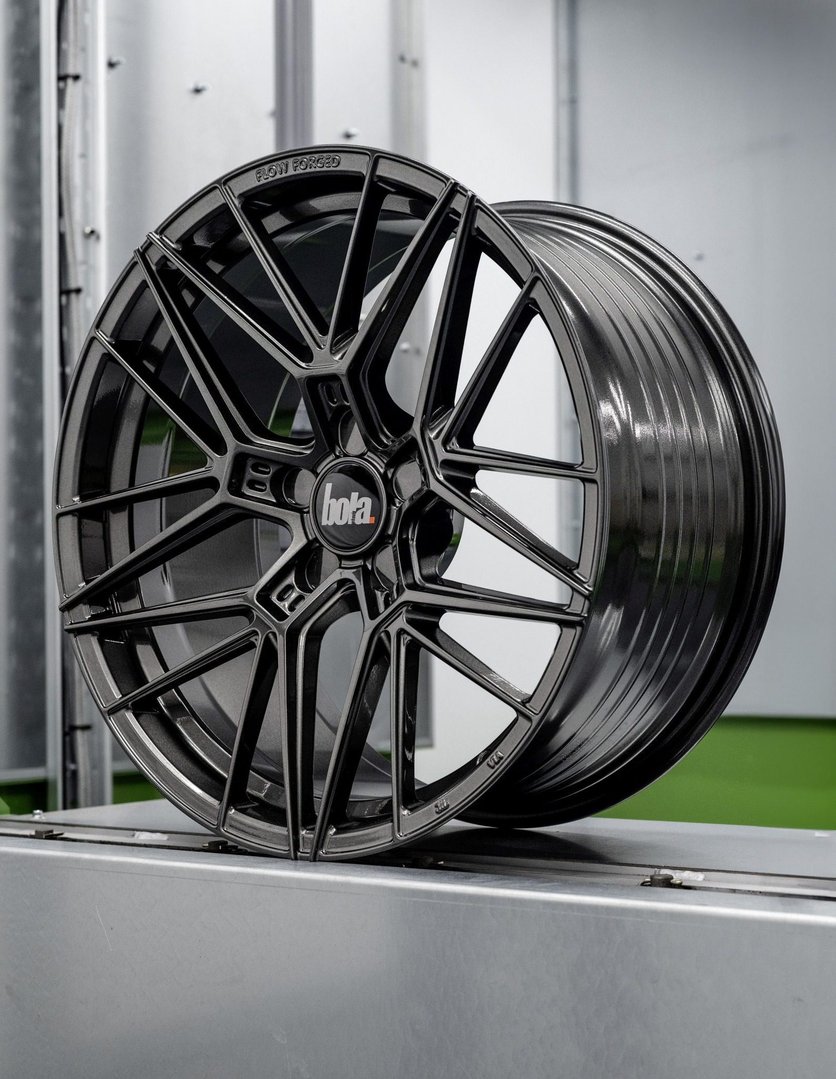 BOLA FLZ 20" 8,5J ET25-50 5x100-5x130 Gloss Gunmetal - obrazek 4