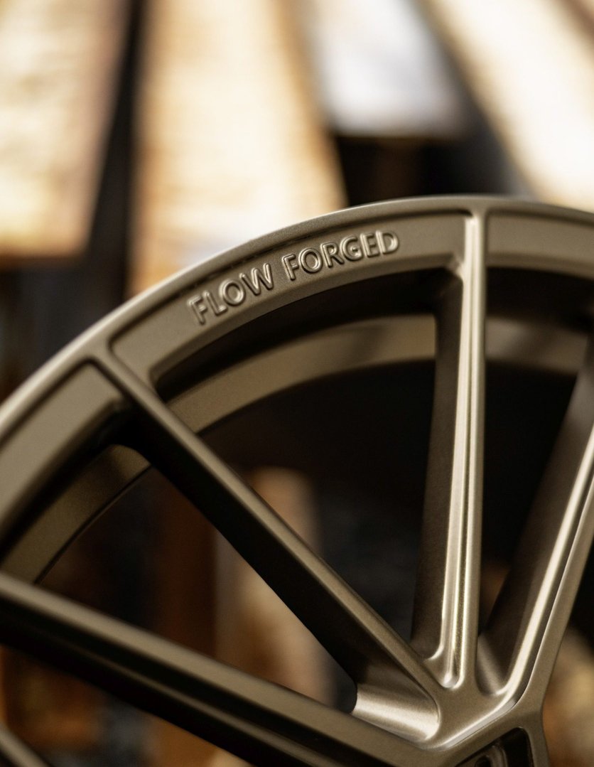 BOLA FLZ 20" 8,5J ET25-50 + 9,5J ET25-50 5x100-5x130 Matt Bronze - obrazek 4