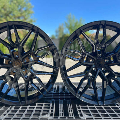 Concaver CVR6 21" 9,5J ET37 + 10,5J ET43 5x112 Platinum Black