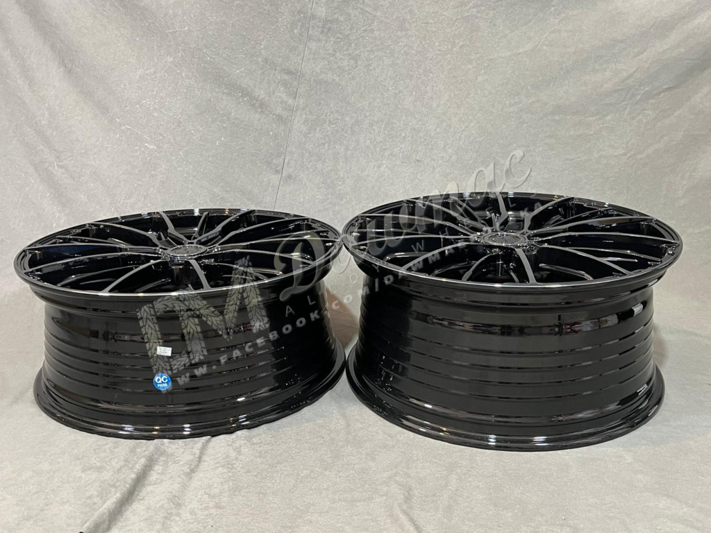 Concaver CVR7 20" 8J ET32 + 9J ET42 5x112 Double Tinted Black - obrazek 6