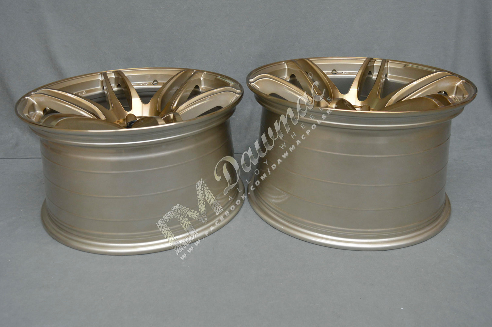 Cosmis MR2 18" 9,5J ET15 + 10,5J ET20 5x114,3 Hyper Bronze - obrazek 8