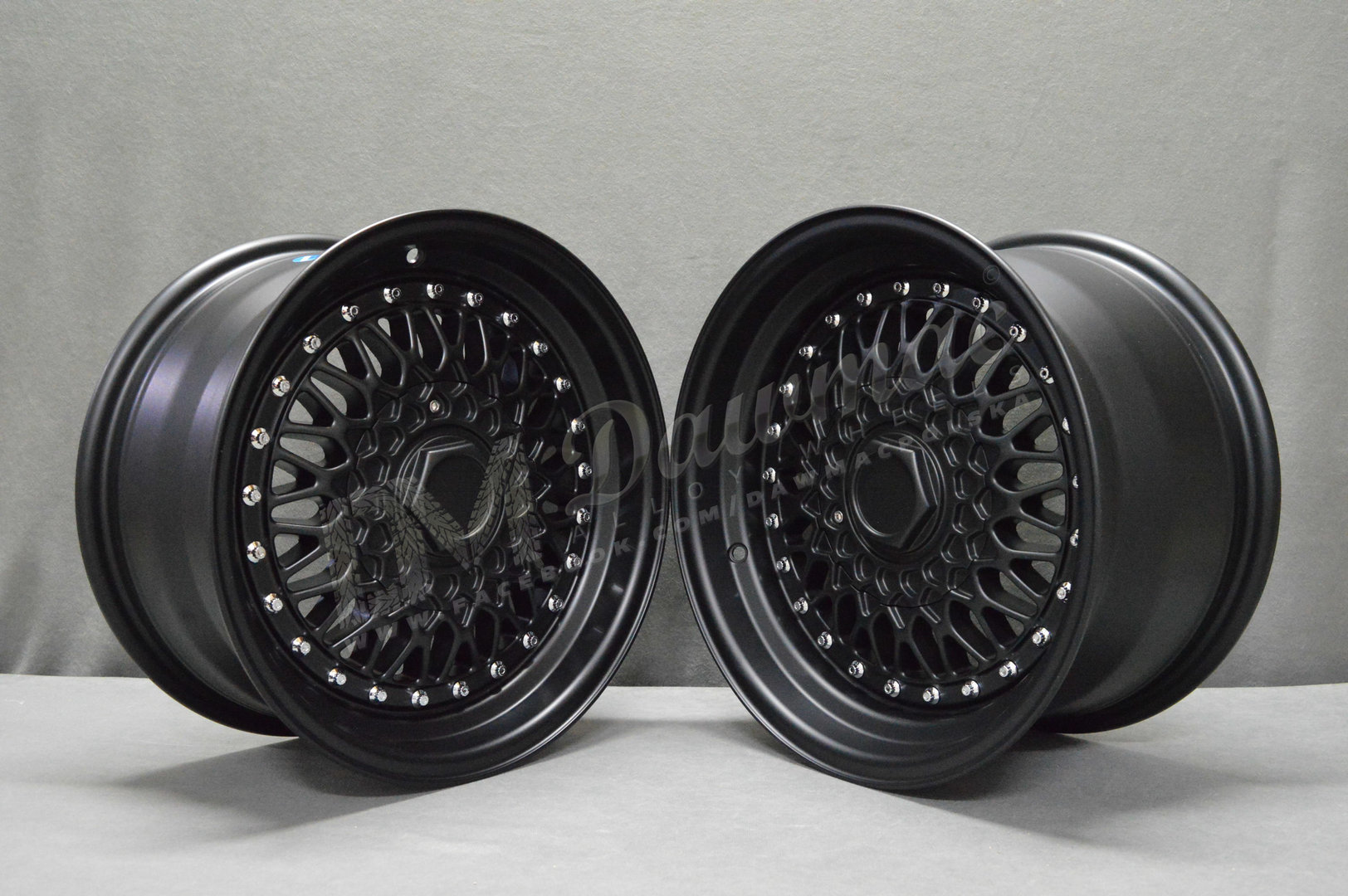 DARE RS 15" 7J ET20 + 8J ET15 4x100 / 4x108 Matt Black - obrazek 3