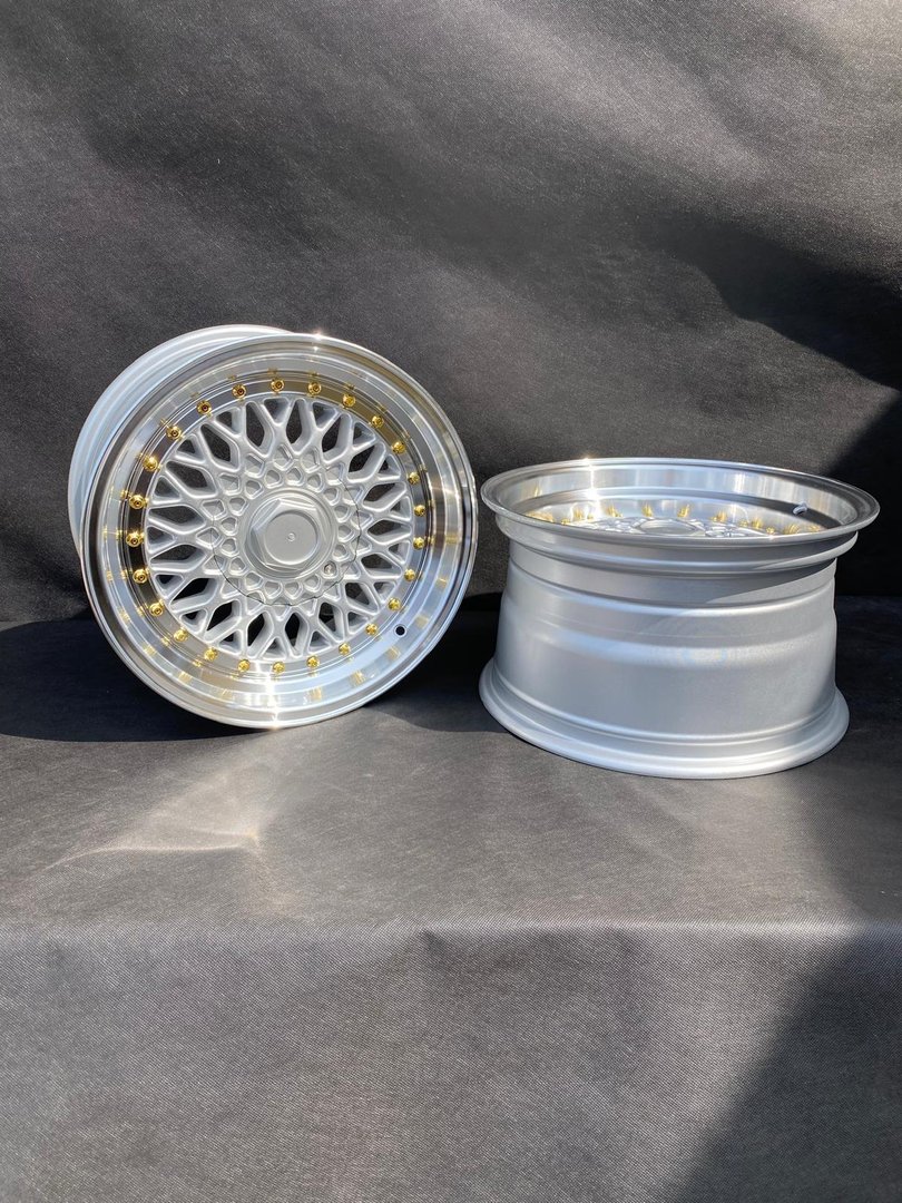 DARE RS 16" 8J ET25 + 9J ET 20 4x100/ 4x108 Silver Polish - obrazek 3