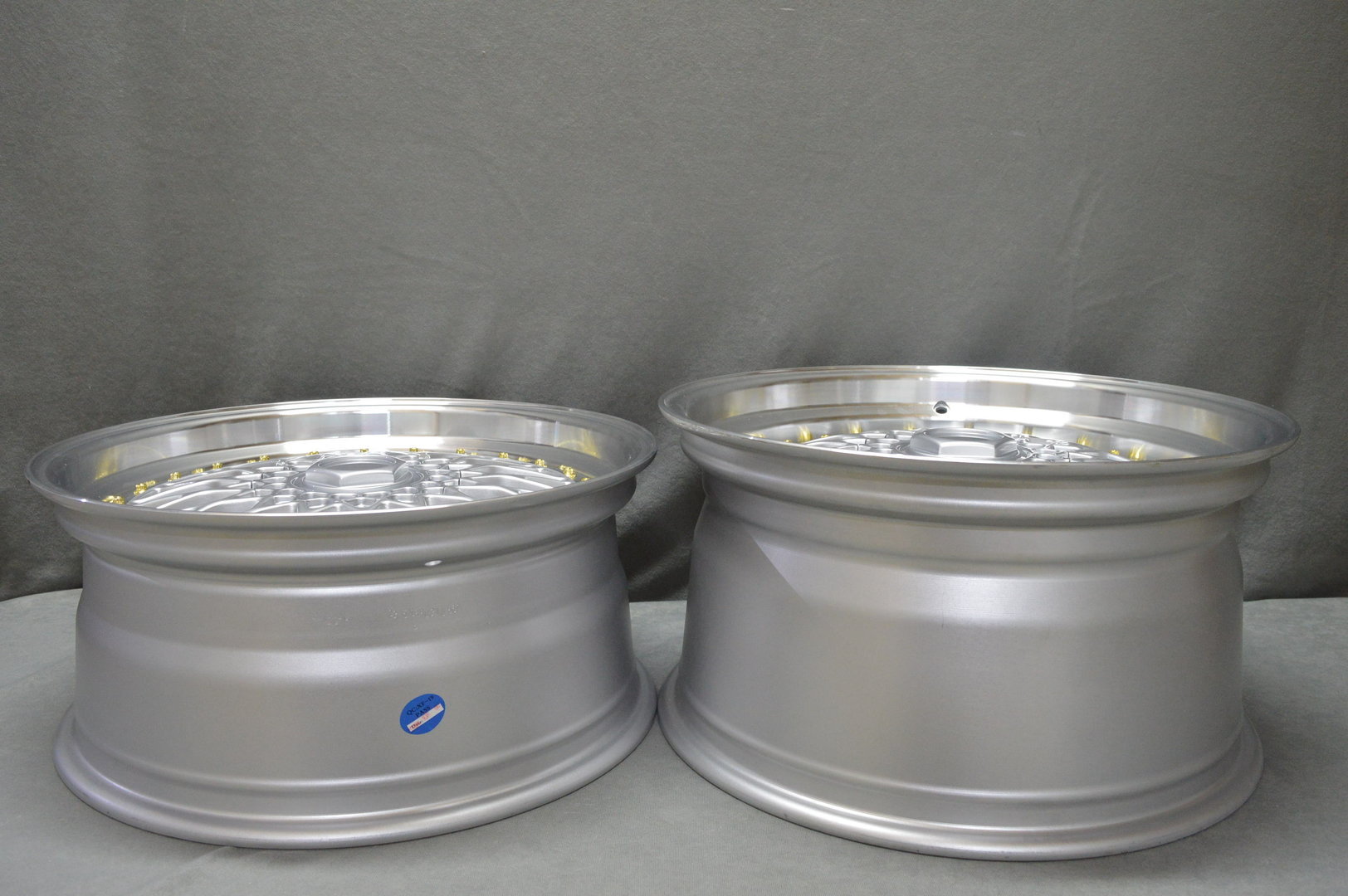 DARE RS 18" 8J ET38 + 9,5J ET38 5x100 5x114,3 SL GOLDEN RIVETS - obrazek 8