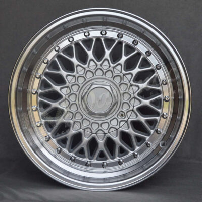 DARE RS S135 15" 8J ET15 4x100 / 4x108 SL Silver Rivets