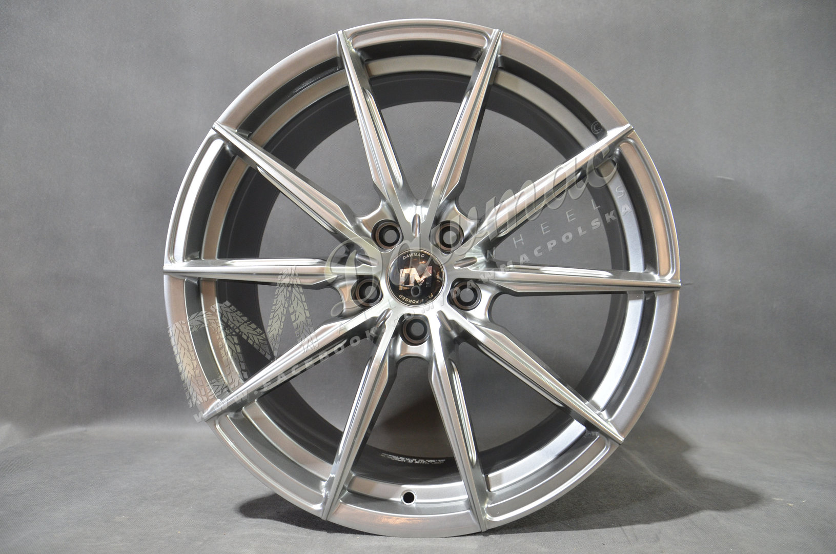 DM01X 18" 8J ET35 5x114,3 Hyper Black - obrazek 2