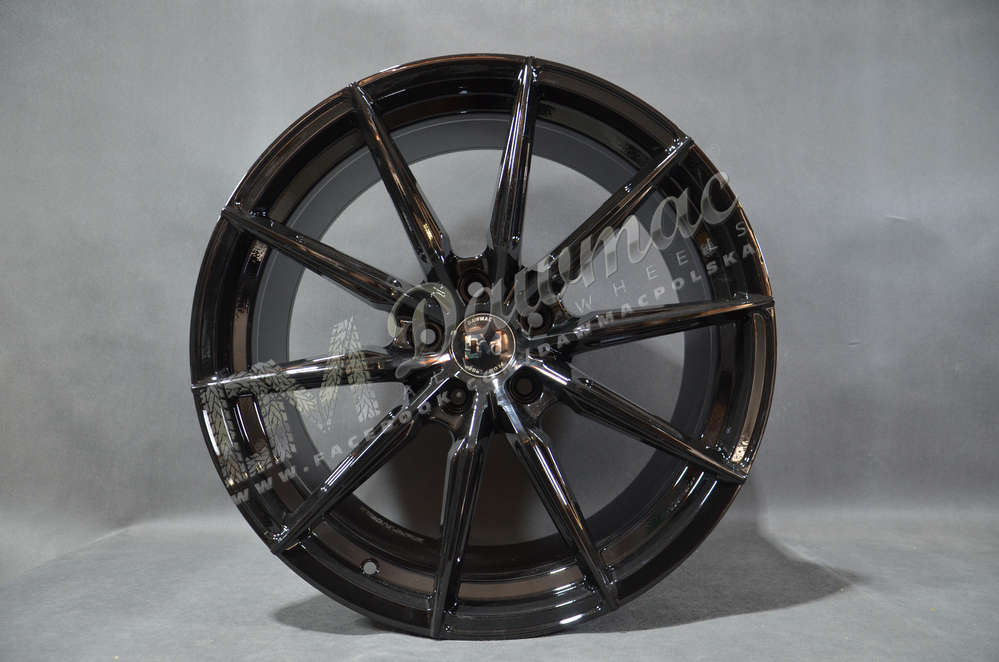 DM01X 19" 8,5J ET35 5x112 Black