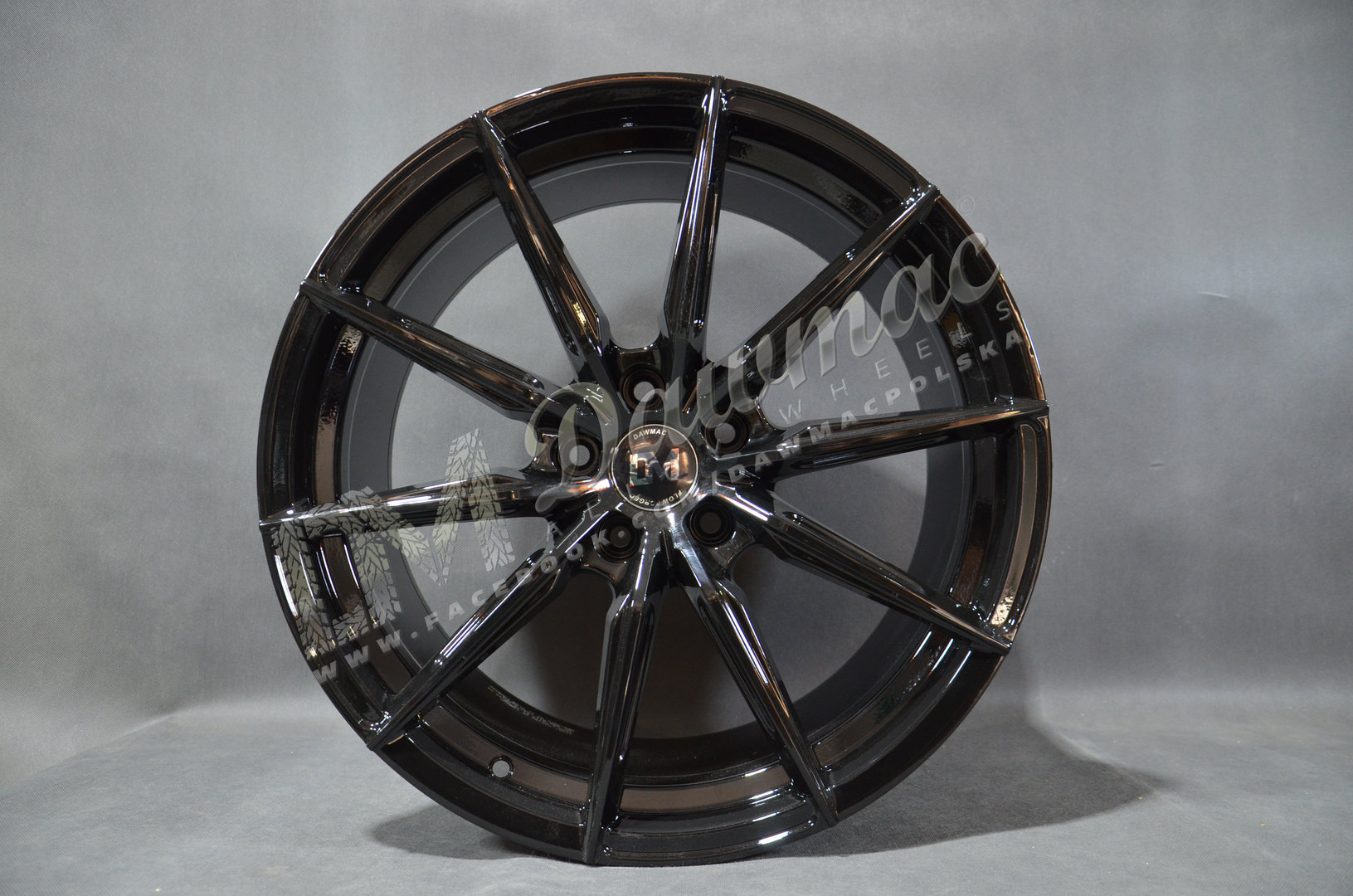 DM01X 19" 8,5J ET35 5x112 Black - obrazek 2