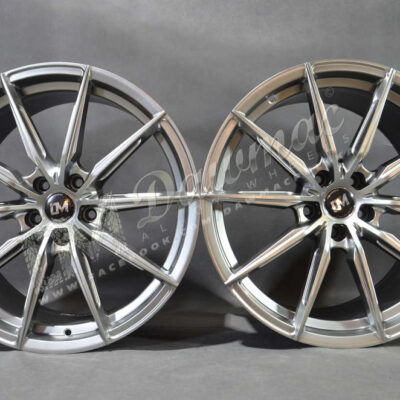 DM01X 19" 8,5J ET35 + 9,5J ET38 5x120 Hyper Black