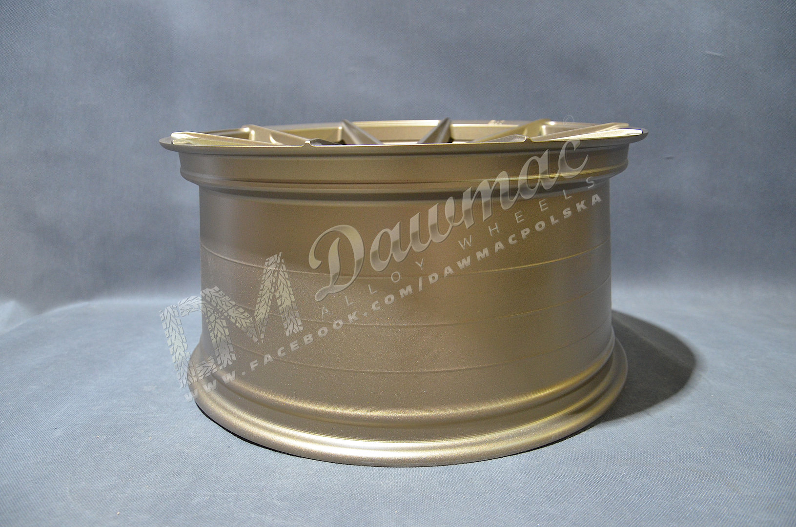 DM01 19" 9,5J ET35 5x112 Bronze - obrazek 5