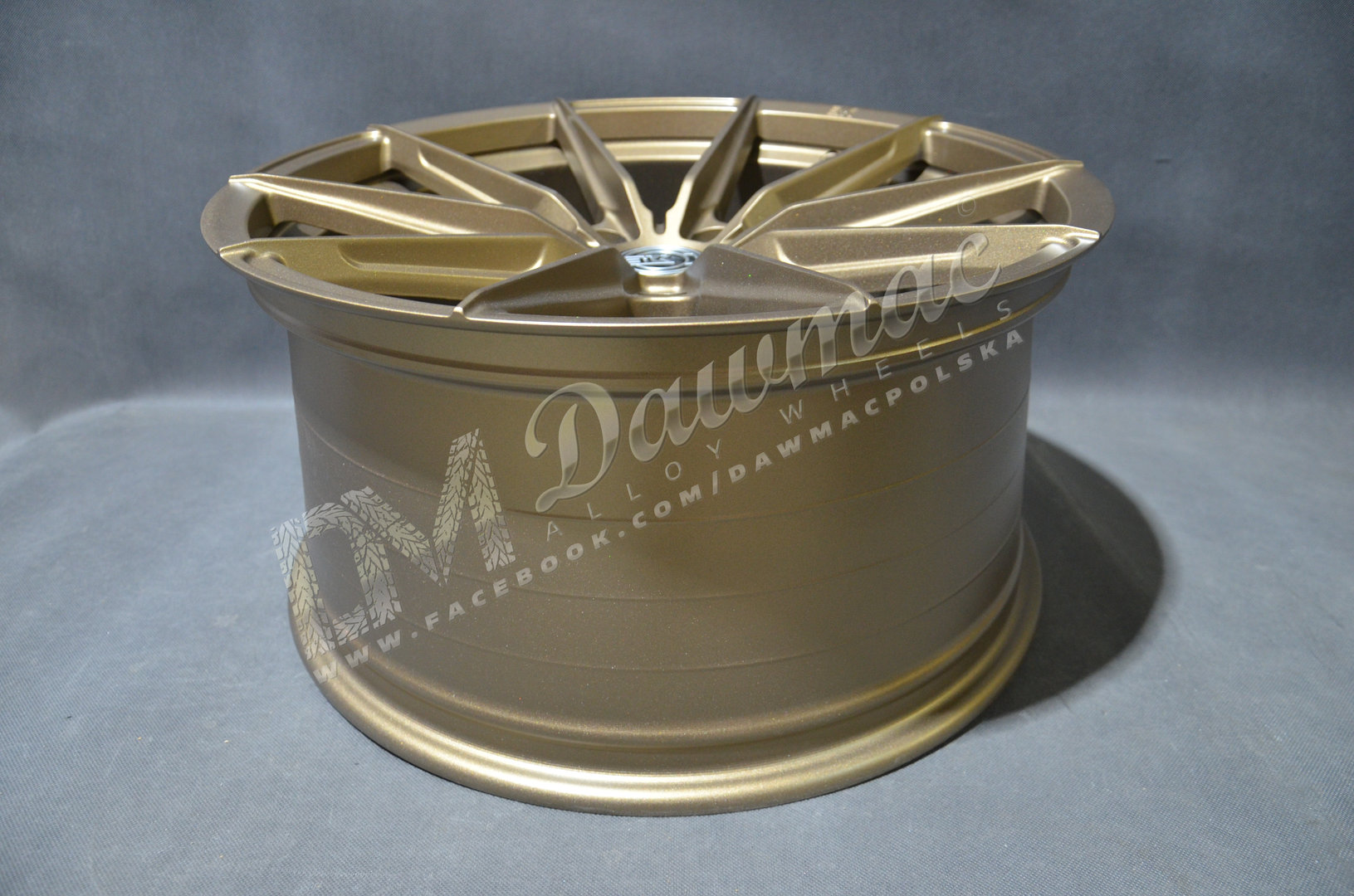 DM01 19" 9,5J ET35 5x112 Bronze - obrazek 6