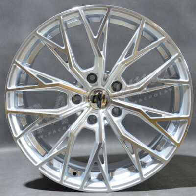 DM04 18" 8J ET35 5x114,3 Silver Machined Face