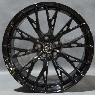 DM04 19" 8,5J ET35 5x108 Gloss Black