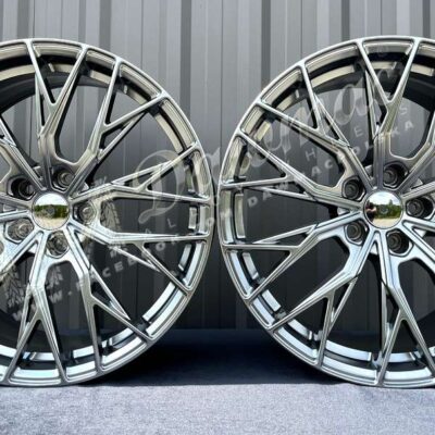 DM04 19" 8,5J ET35 + 9,5J ET38  5x114,3 Hyper Black