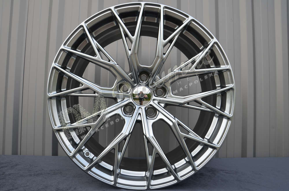 DM04 19" 9,5J ET38 5x120 Hyper Black