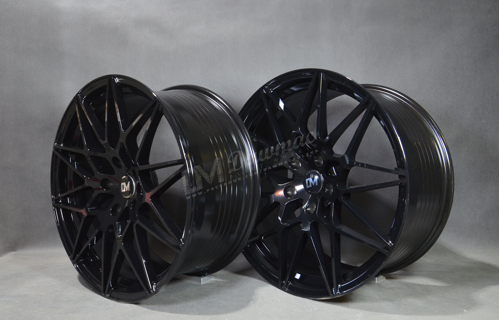 DM10 19" 8,5J ET30 + 9,5J ET38 5x120 Black - obrazek 4