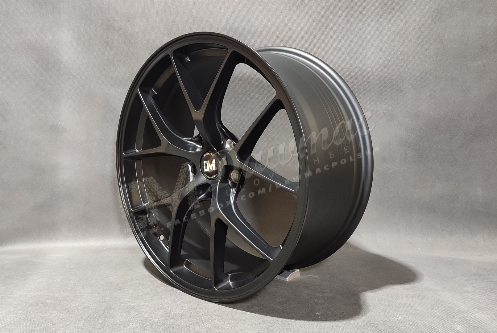 DM12 19" 8,5J ET33 5x112 Satin Black - obrazek 4