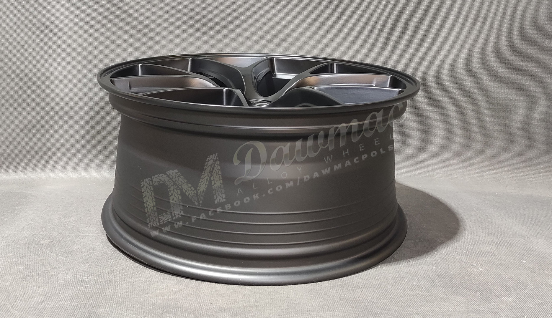 DM12 19" 8,5J ET33 5x112 Satin Black - obrazek 6