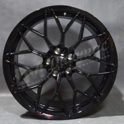 DM16 19" 8,5J ET35 5x112 Black