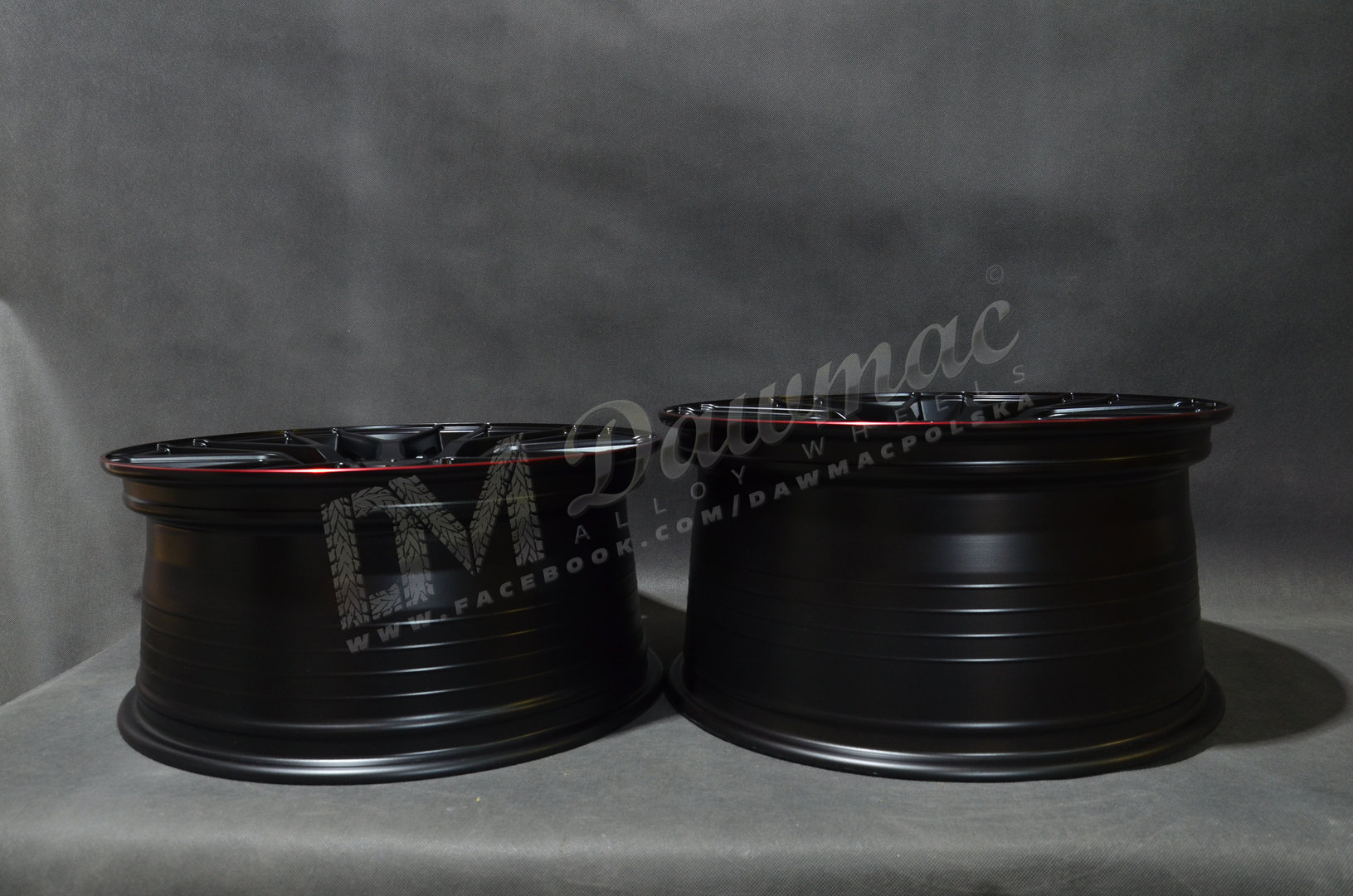 DM17 19" 8,5J ET36 + 9,5J ET43 5x112 Matt Black Machined Red Lip - obrazek 6
