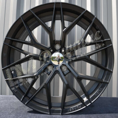 DM24 18" 8J ET35 5x114,3 Flat Black