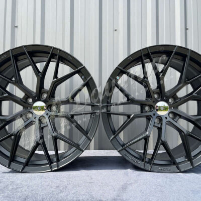DM24 19" 8,5J ET35 + 9,5J ET38 5x112 Matte Black