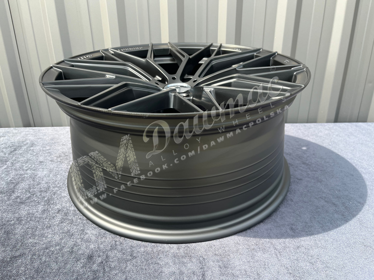 DM24 19" 9,5J ET38 5x114,3 Matte Black - obrazek 6