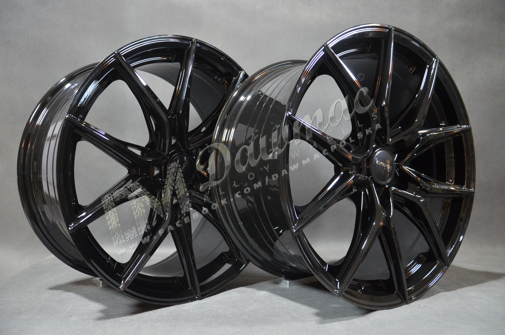 DM32 18" 8J ET32 + 9J ET35 5x114,3 Gloss Black - obrazek 5