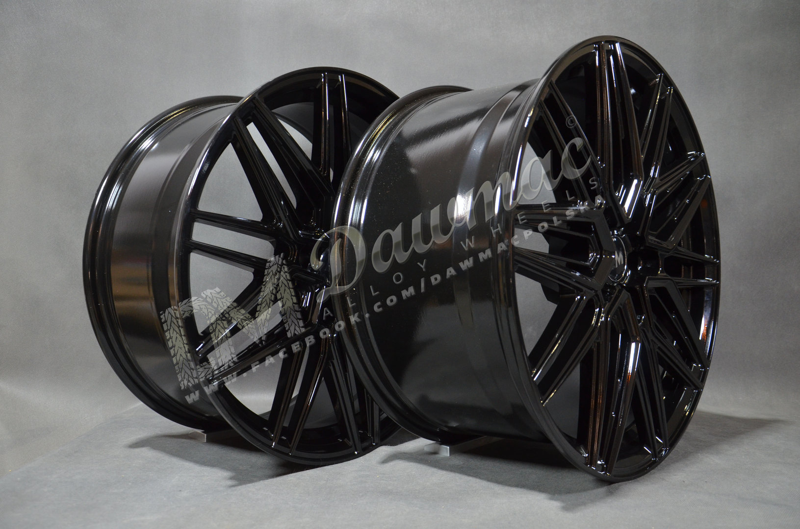 DM33 20" 8,5J ET35 + 10J ET35 5x114,3 Black - obrazek 4