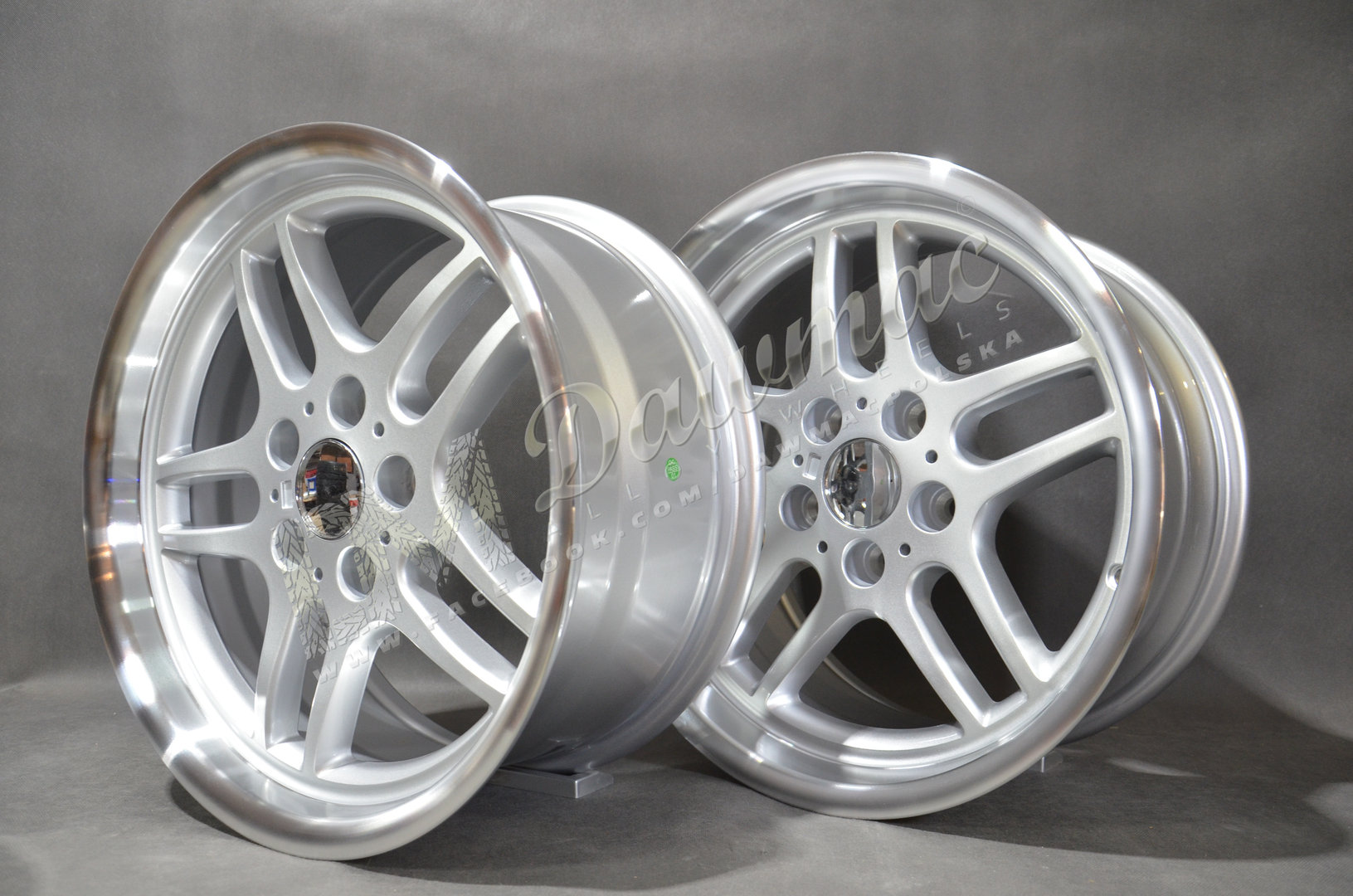 DMC06 17" 8J ET18 + 9J ET25 5x120 Sliver Machine Lip - obrazek 4