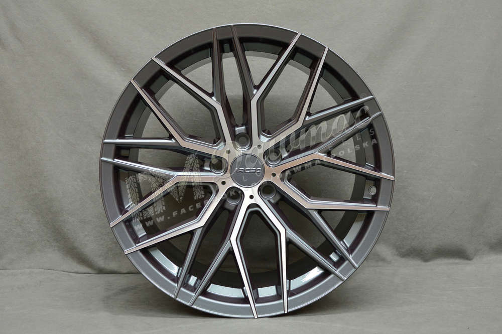 Arceo Valencia 19" 9,5J ET37 5x120 Titan Diamond