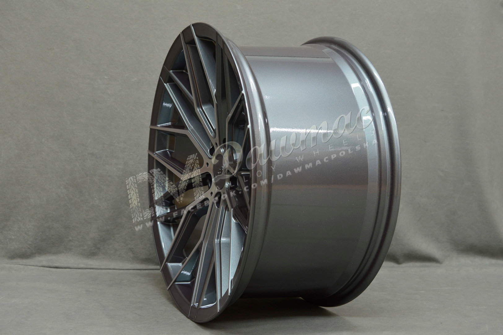 Arceo Valencia 19" 9,5J ET37 5x120 Titan Diamond - obrazek 4