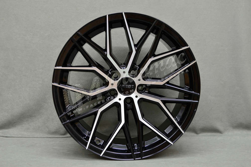 Arceo Valencia 19" 9,5J ET40 5x114,3 Black Diamond