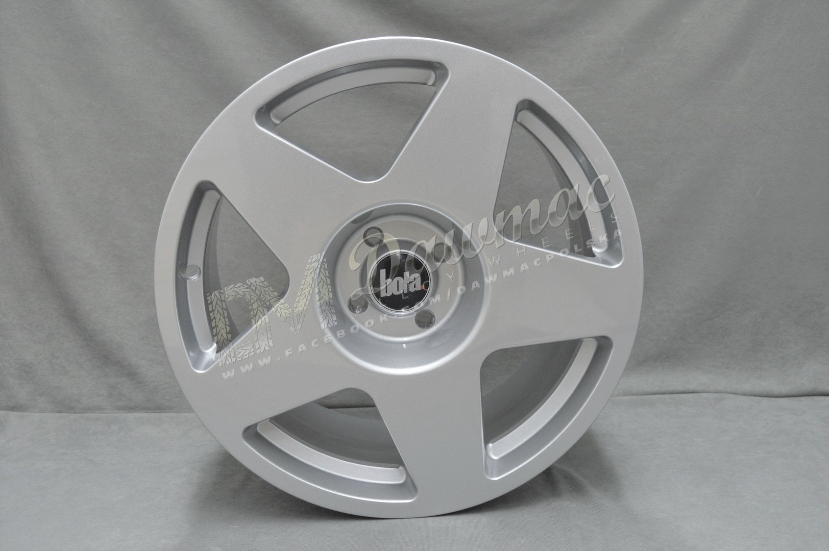 BOLA B10 17" 7,5J ET40-45 4x98-5x120 Silver - obrazek 2