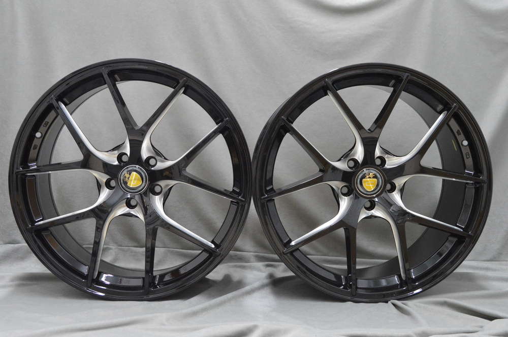 CADES SHIFT 20" 8,5J ET35 + 10J ET38 5X112