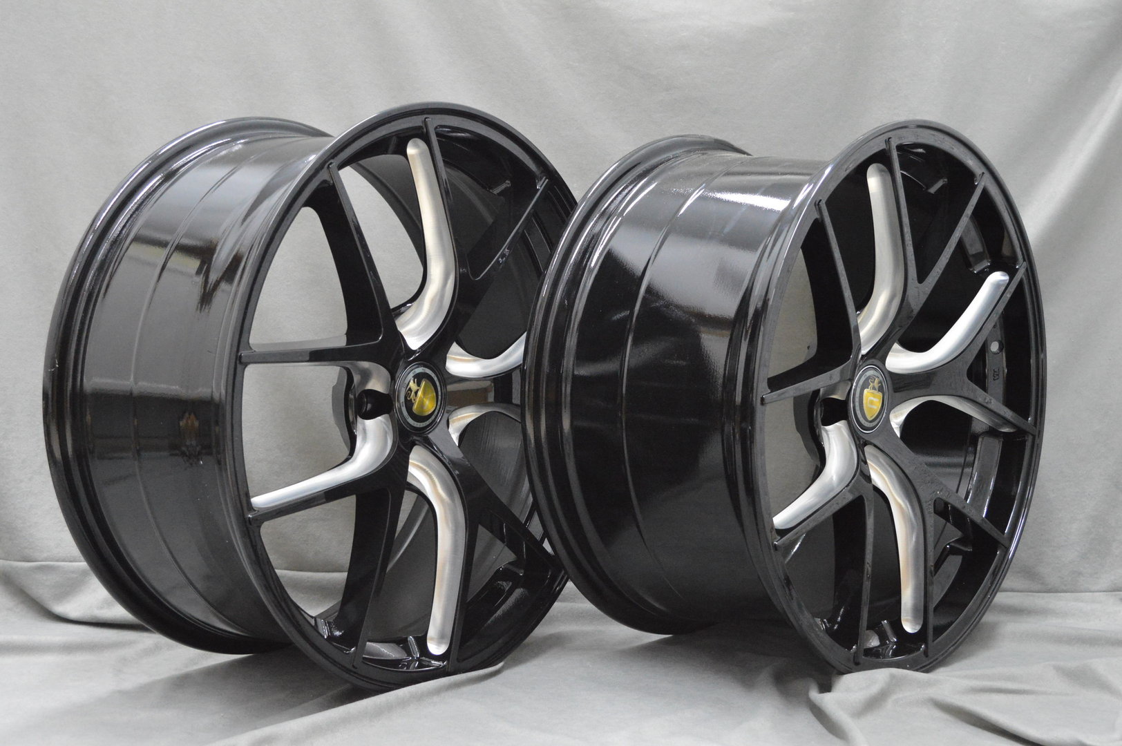 CADES SHIFT 20" 8,5J ET35 + 10J ET38 5X112 - obrazek 5