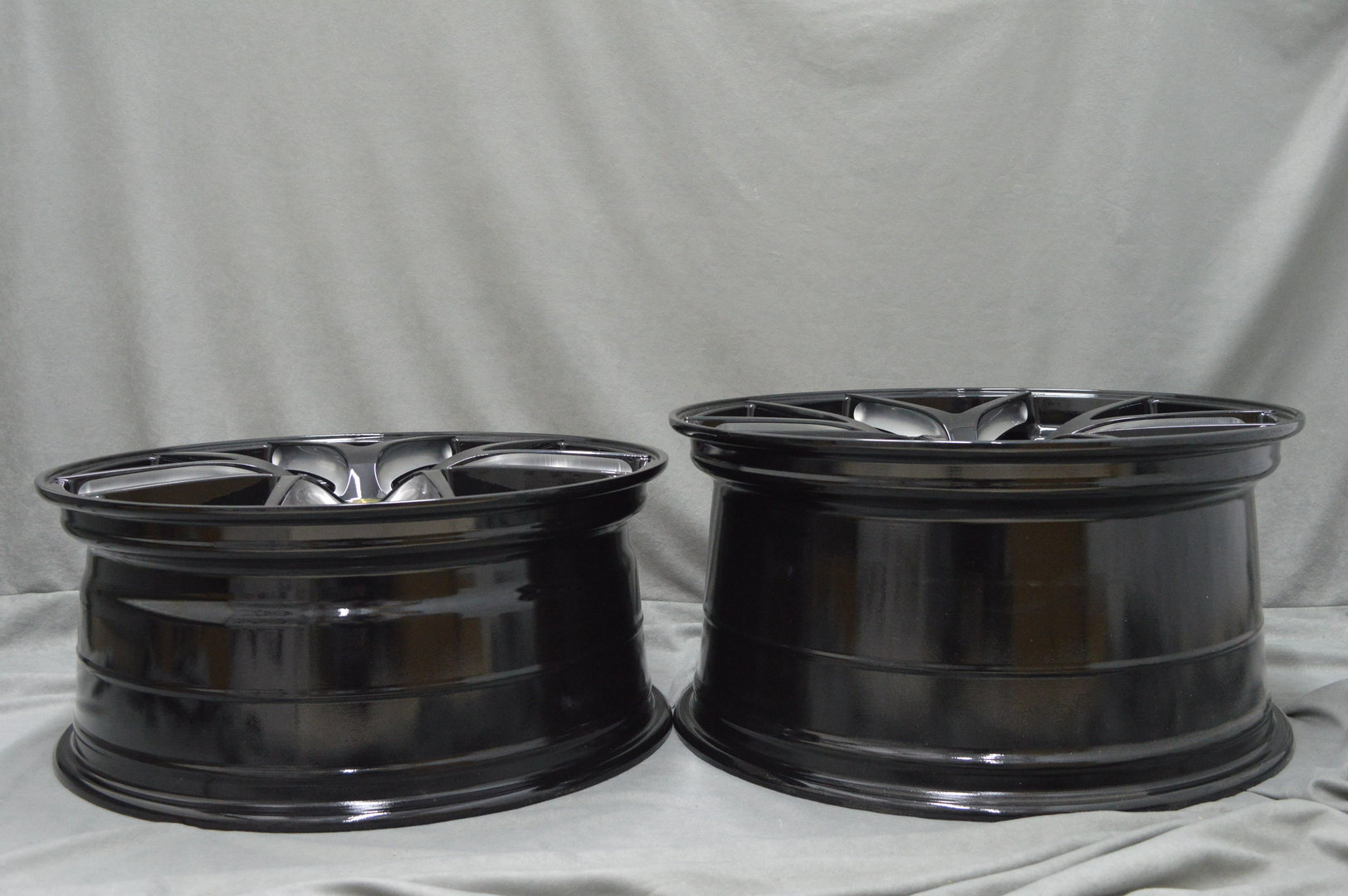 CADES SHIFT 20" 8,5J ET35 + 10J ET38 5X112 - obrazek 9