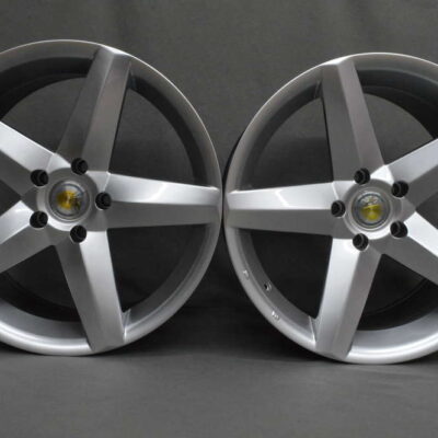 CADES TITAN 19" 8,5J ET38 + 9,5J ET35 5X120