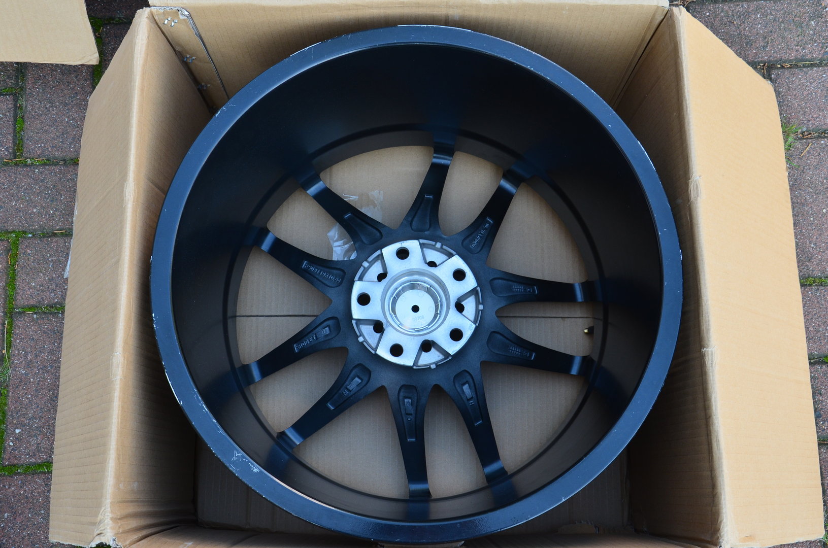 Autostar A510 19" 9,5J ET30 + 10,5J ET22 5x120 Hyper Black - obrazek 9