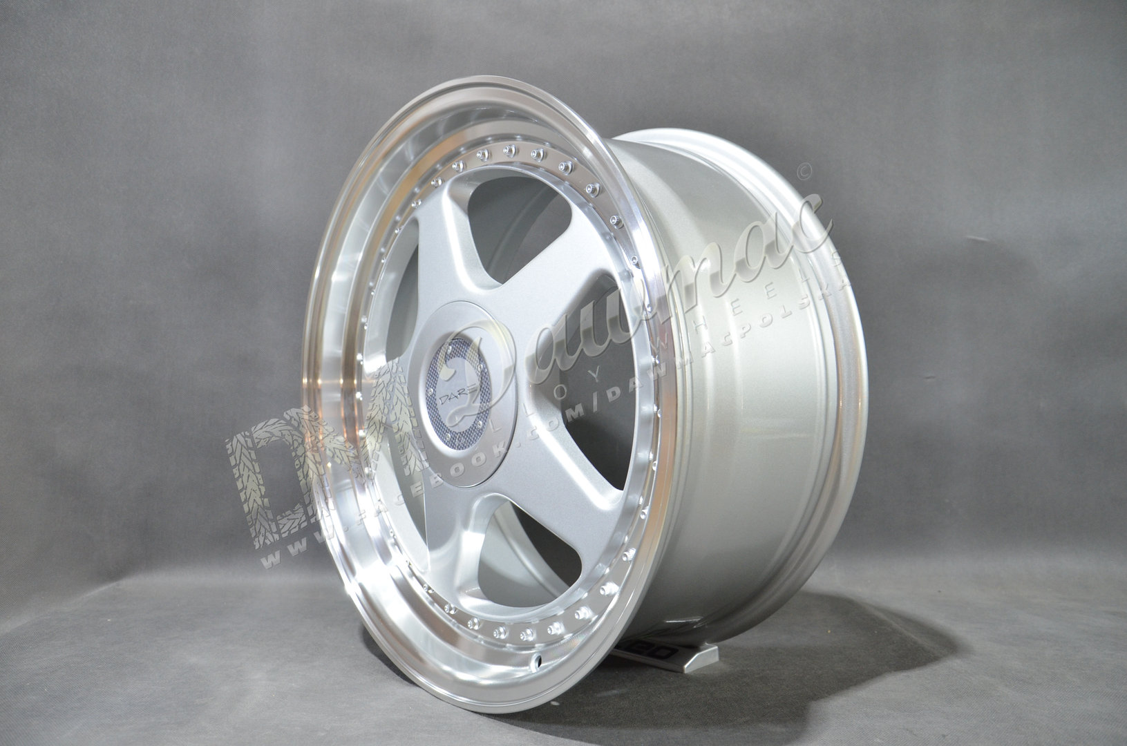 Dare F5 17" 7,5J ET35 4x100/4x108 Silver Polished Lip - obrazek 4