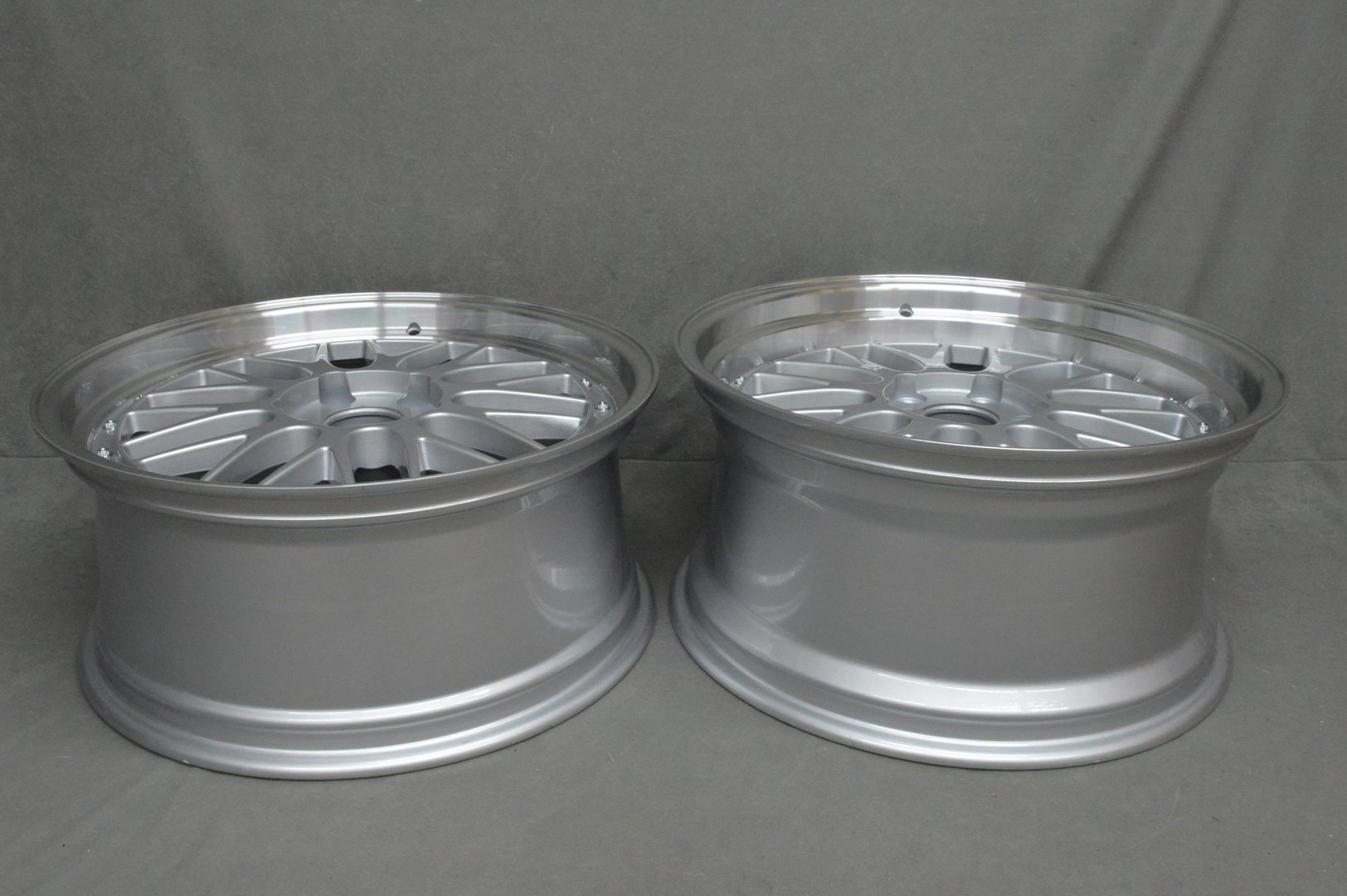 Dare LM 19" 8,5J ET35 + 9,5J ET27 5x120 Silver Machine Lip - obrazek 7