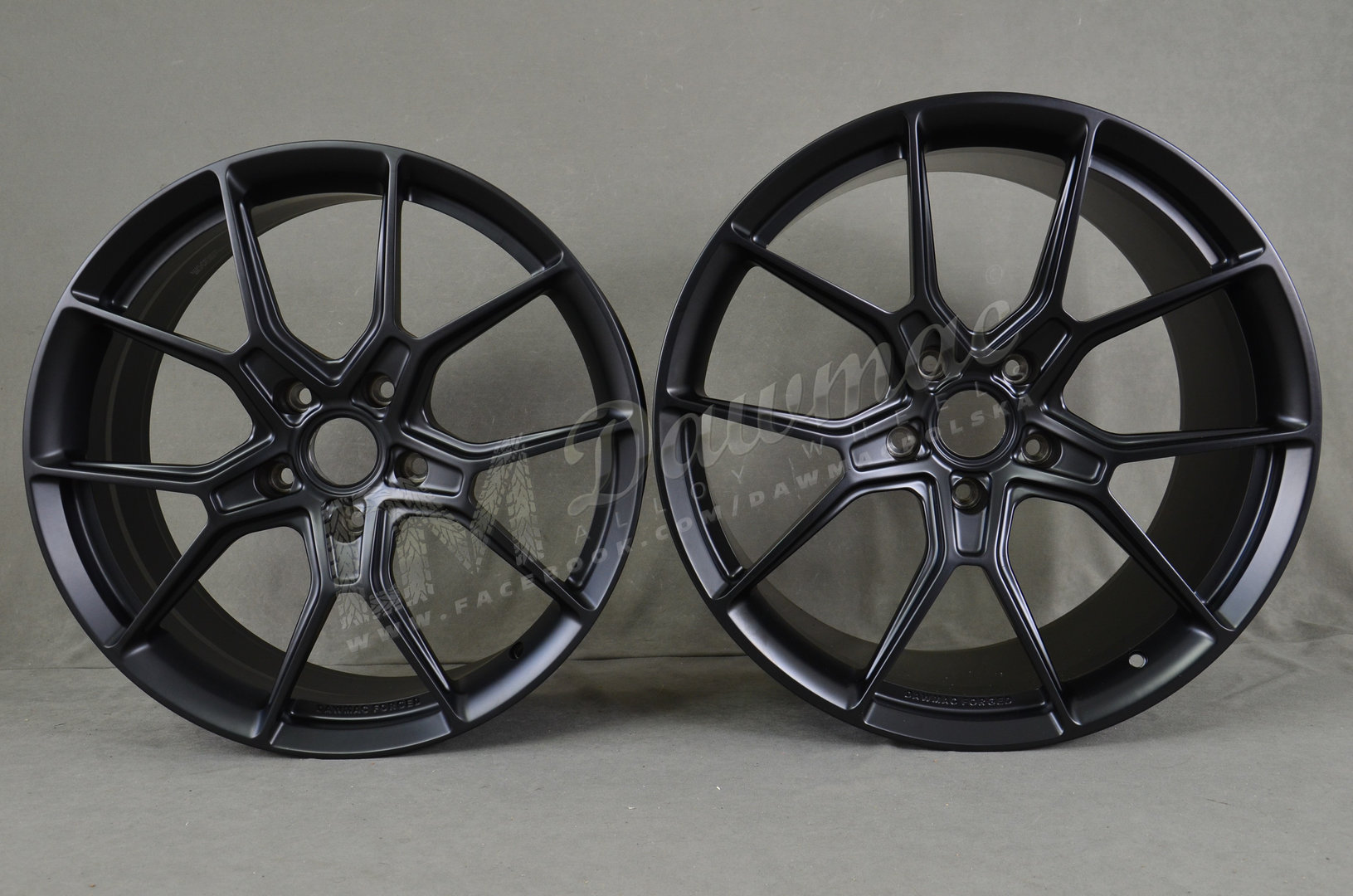 Dawmac Forged ES727 20" 8,5J ET47 + 21" 12J ET68 5x130 Satin Black - obrazek 2